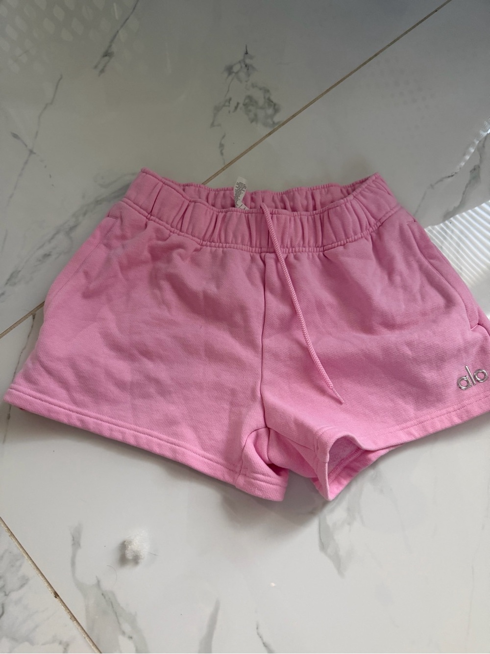 Alo accolade shorts